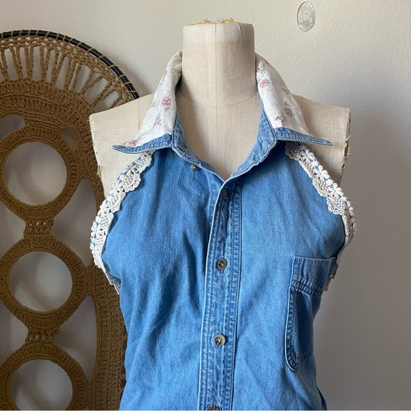 LF Furst of a Kind Denim Lace Halter Open Back Top - Picture 2 of 4